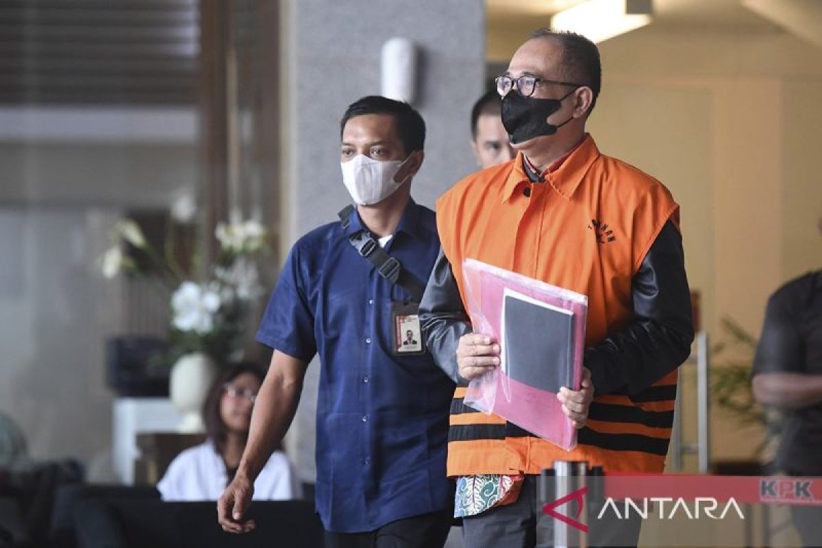 KPK periksa mantan direktur Ditjen Pajak terkait kasus Rafael Alun