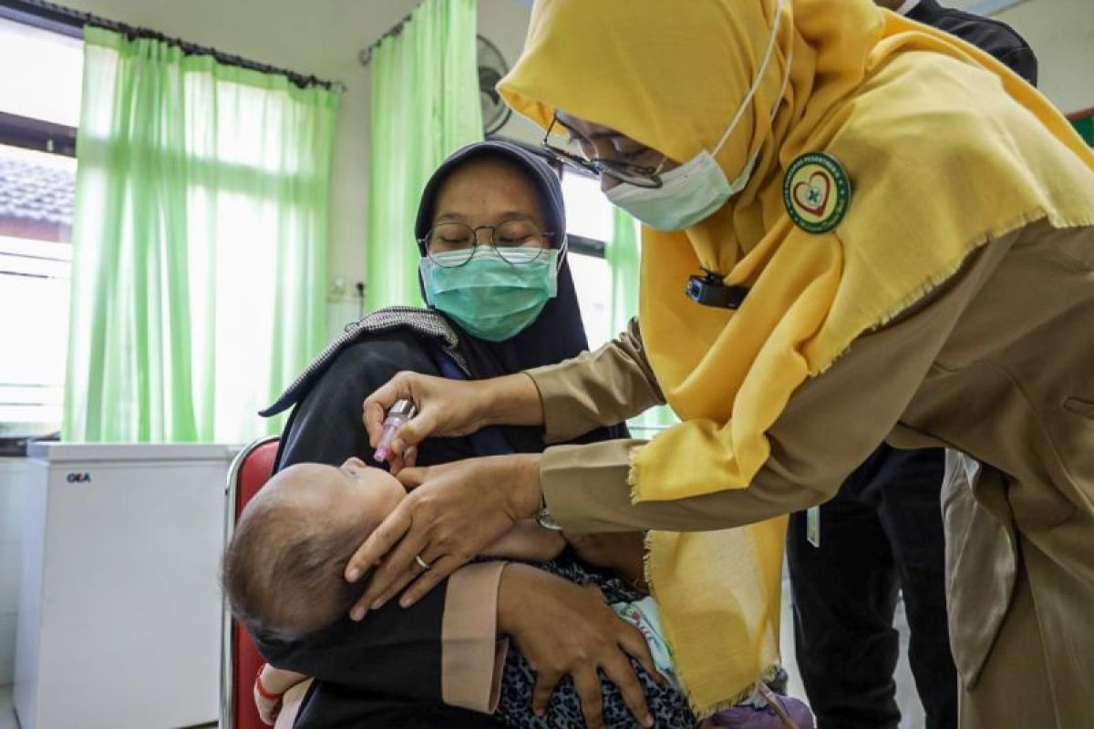 Dinkes Kediri beri imunisasi RV tekan diare bayi