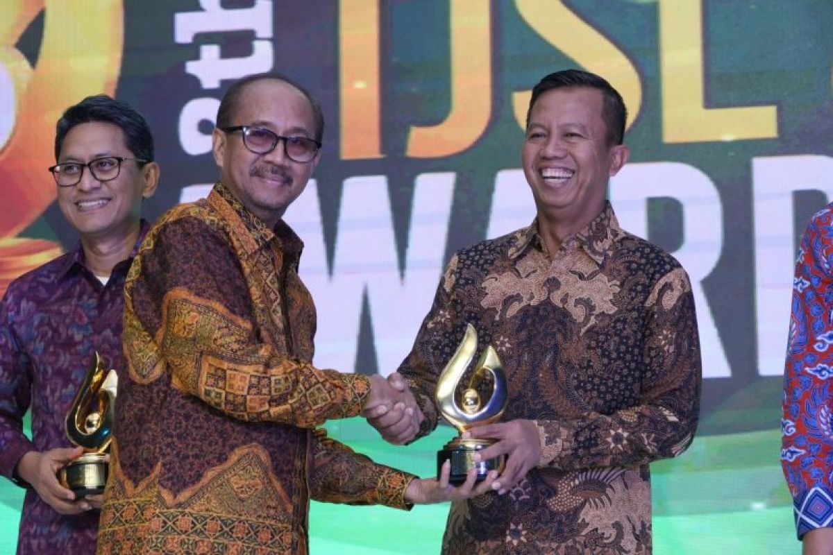 Bukit Asam raih 4 penghargaan di TJSL & CSR Award 2023