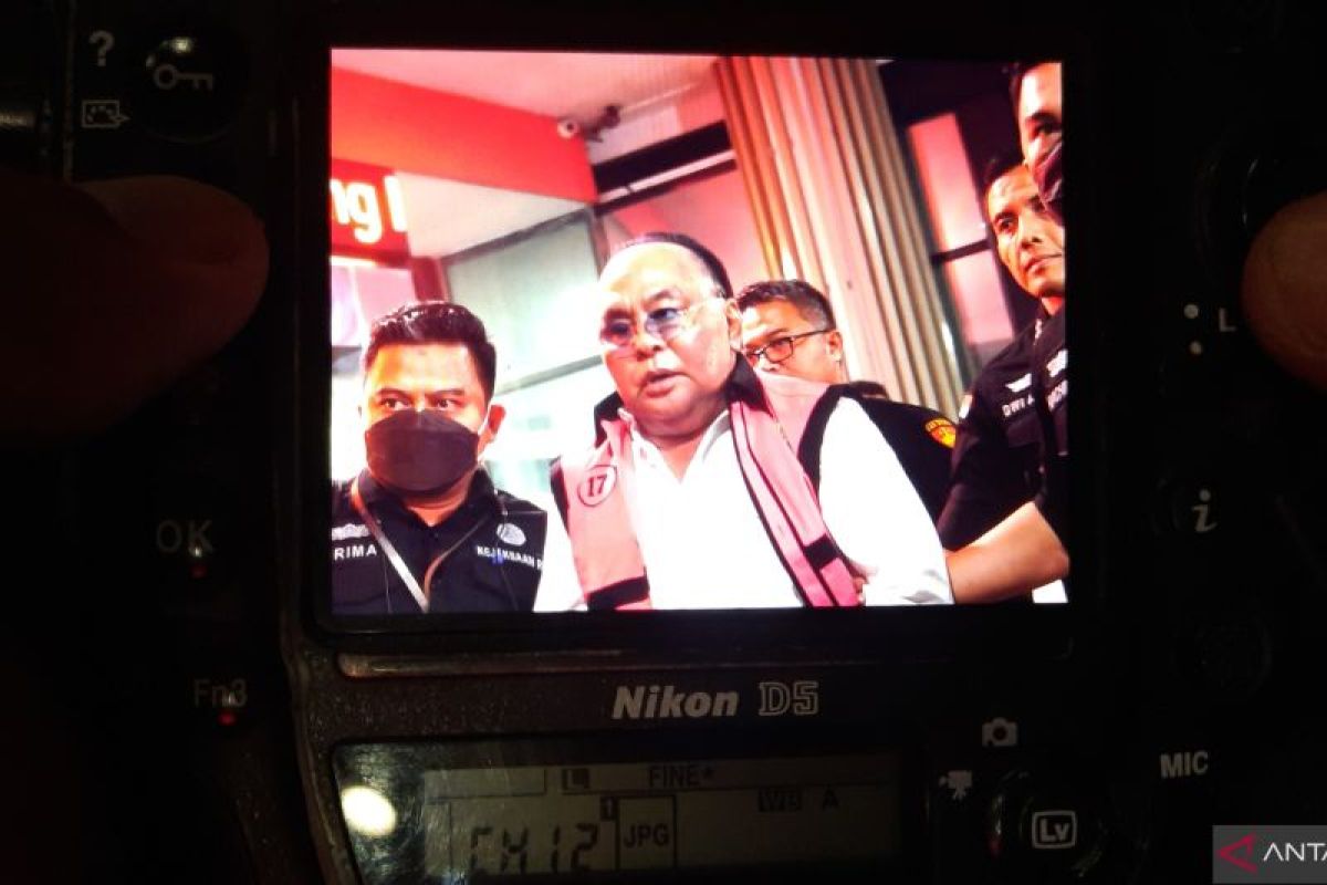 Anggota DPR Ismail Thomas ditahan di Rutan Kejagung
