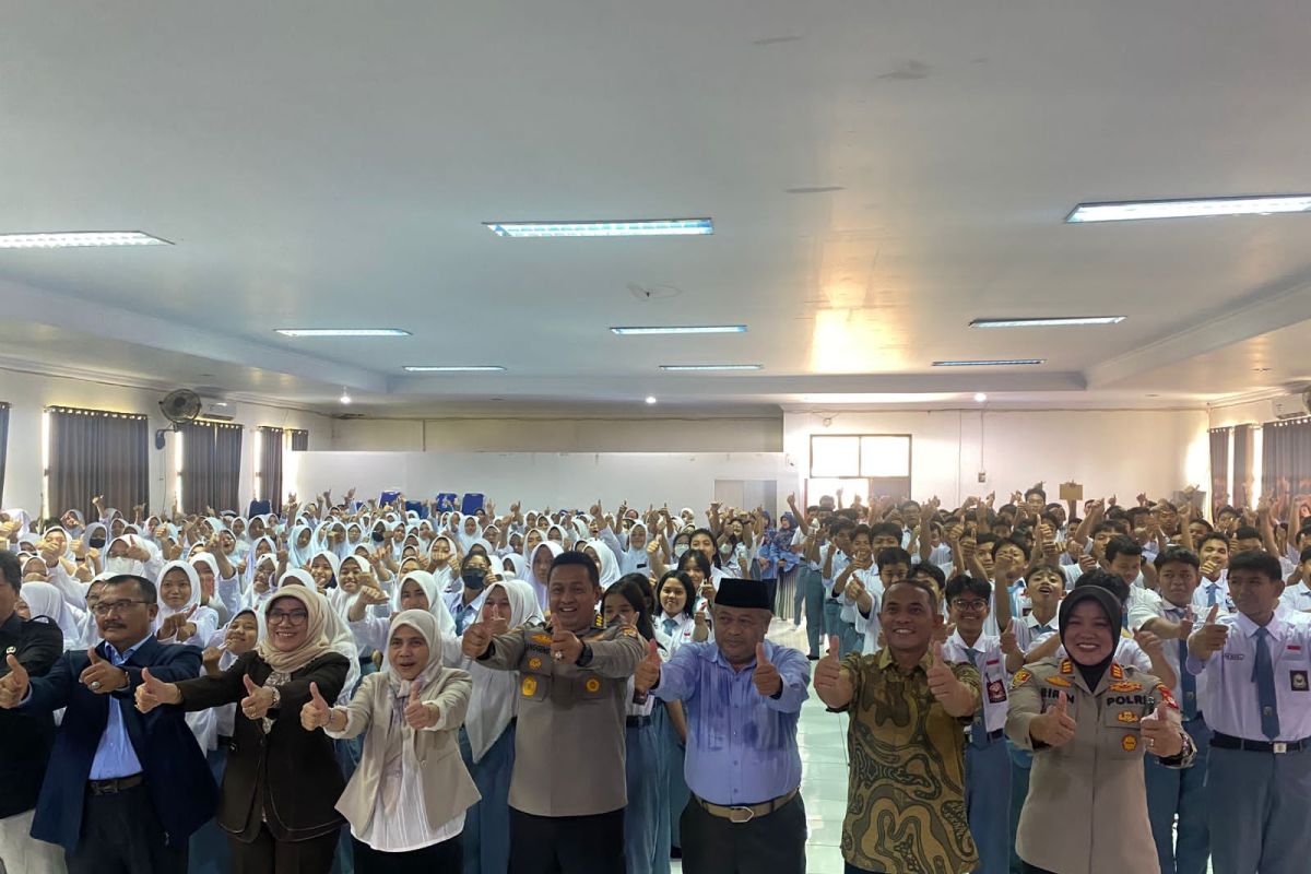 Polda Metro Jaya sampaikan wawasan kebangsaan bagi SMA di Bekasi