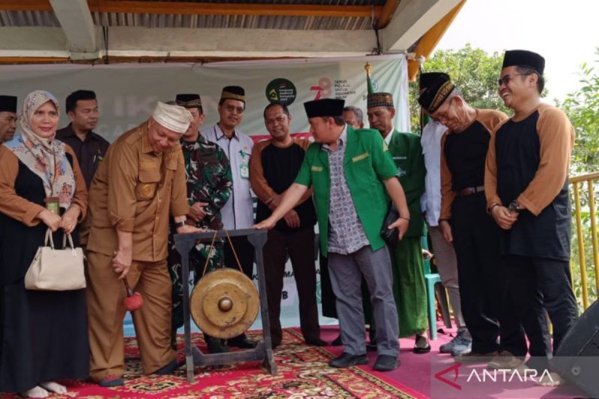 Kemenag Bangka Barat luncurkan Desa Airlimau sebagai kampung moderasi beragama