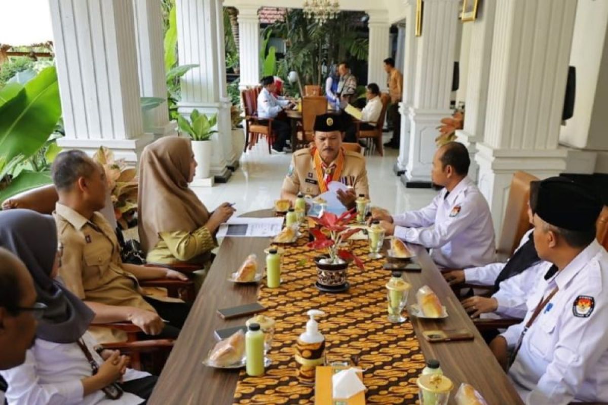 Wali Kota - KPU Madiun ajak masyarakat tidak golput dalam Pemilu 2024
