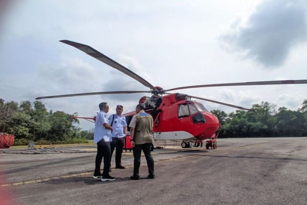 Riau Terima Dua Unit Helikopter Water Bombing Dari BNPB - ANTARA News