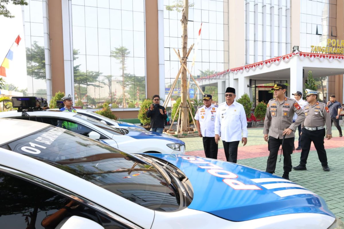 Pemkot Tangerang Selatan hibahkan tiga ETLE mobile ke polres