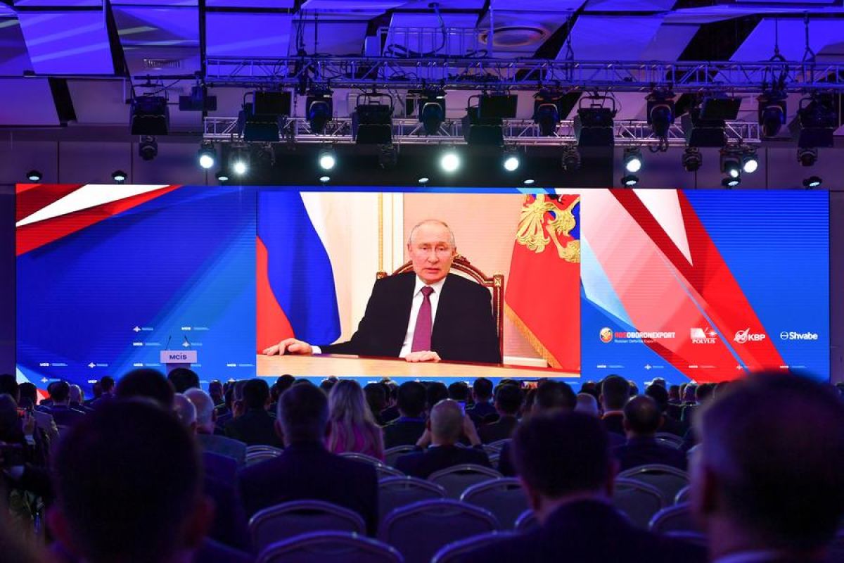 Putin bahas perkembangan stabil tatanan dunia multipolar