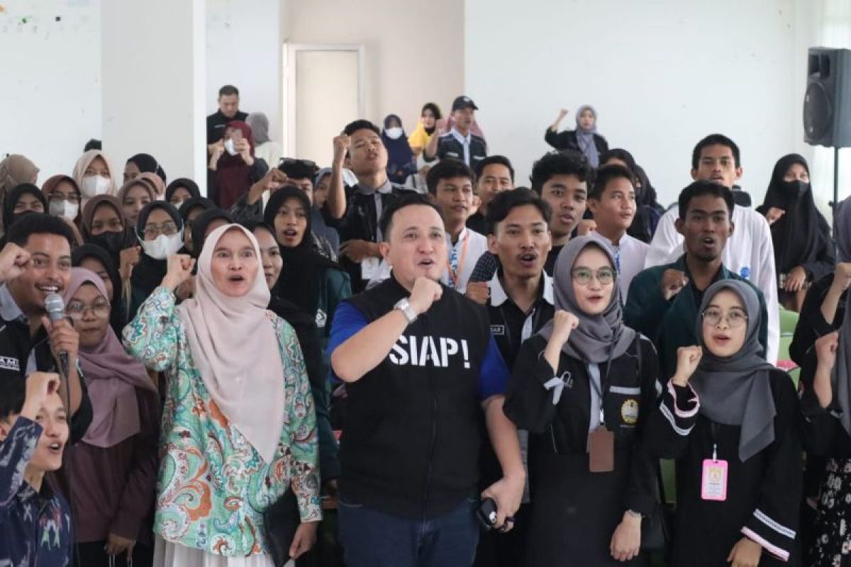 Koperasi mahasiswa Aliqtishad UIN Datokarama gelar seminar "Young Enterpreneur"