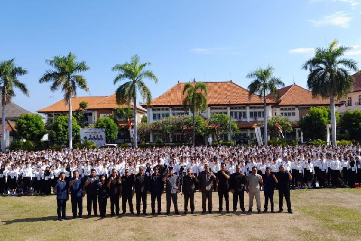 Rektor Undiksha perintahkan PKKMB prioritaskan pendekatan kemanusiaan