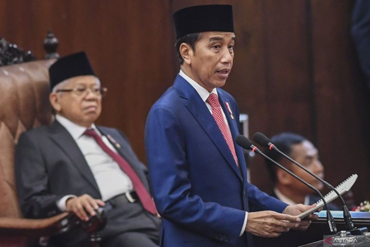 Jokowi sebut RAPBN 2024 alokasikan Rp422,7 triliun untuk infrastruktur