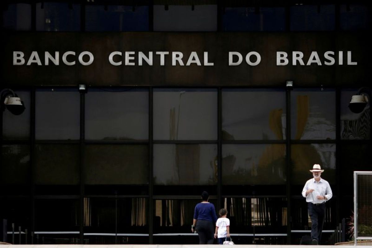 Bank sentral Brasil berkomitmen pada kecepatan penurunan suku bunga