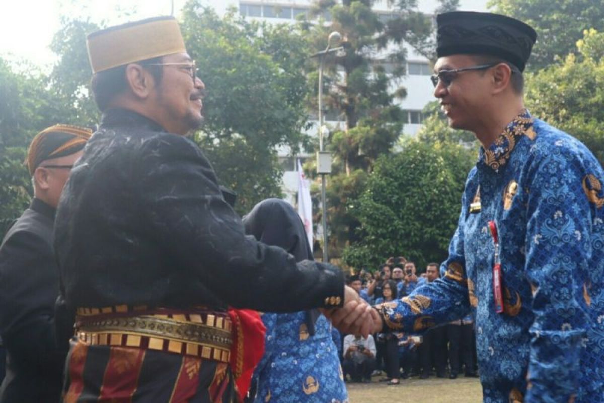 Disbun Kaltim terima Abdi Bakti Tani di HUT RI