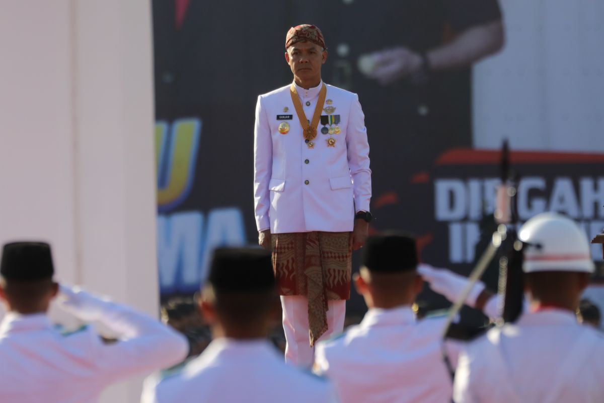 Gubernur Jateng  ucapkan terima kasih pada masyarakat pada HUT RI