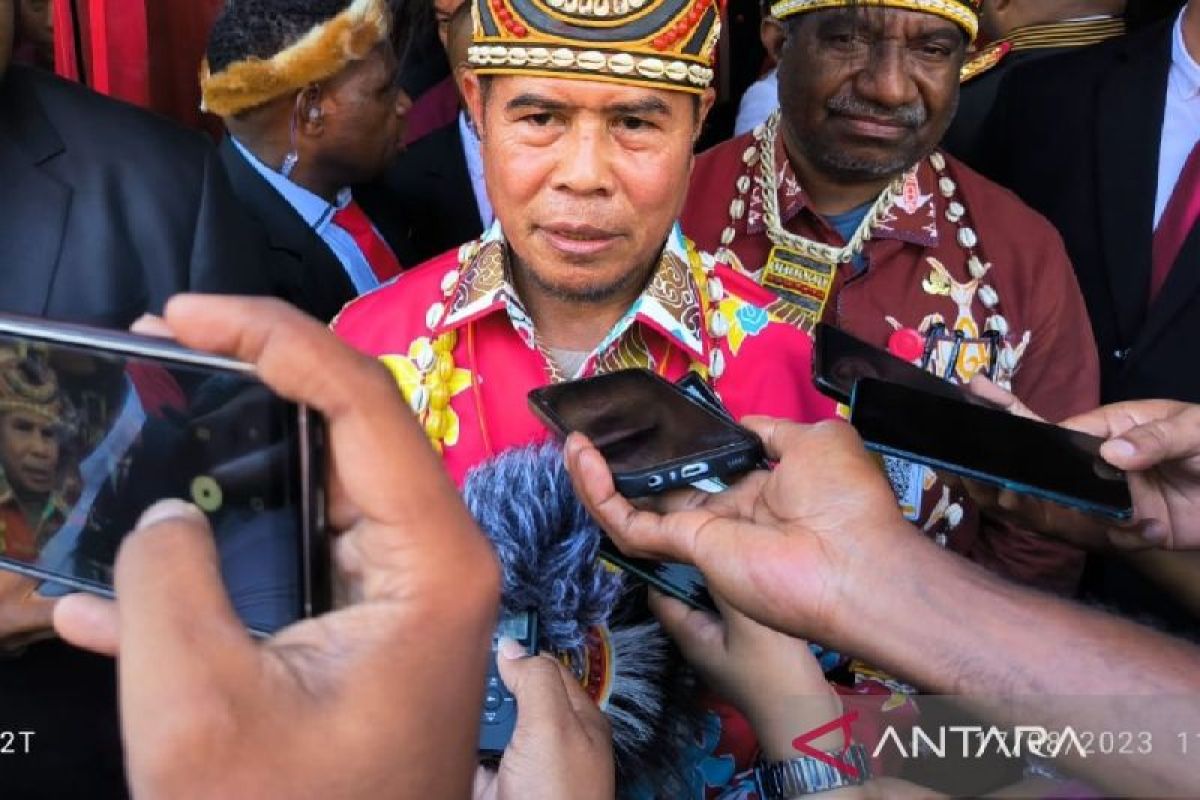 Plh Gubernur Ridwan bangga generasi muda Papua Paskibraka di Istana Negara