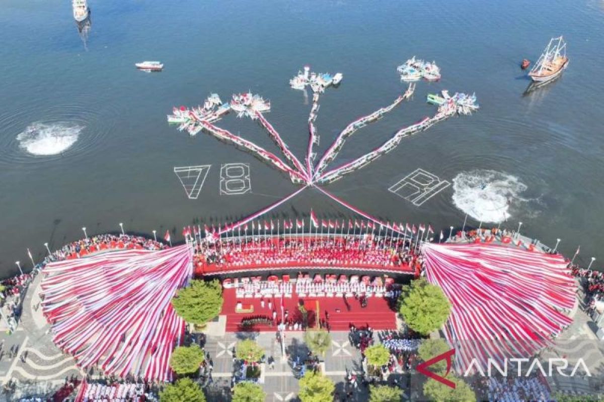 HUT Proklamasi Kemerdekaan di Makassar mengangkat tema "Bunga Rampai"