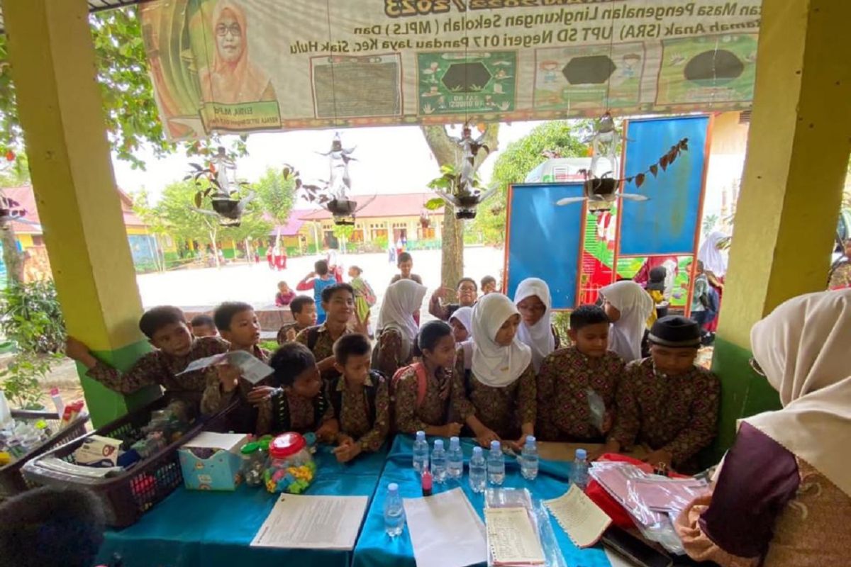 Meski dengan Rp1.000, murid SD bisa nabung di BRK Syariah