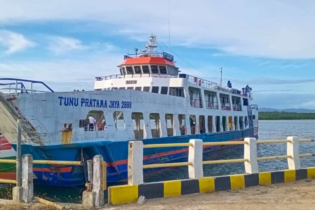 KMP Tunu Pratama Jaya resmi beroperasi di Torobulu-Tampo Sultra
