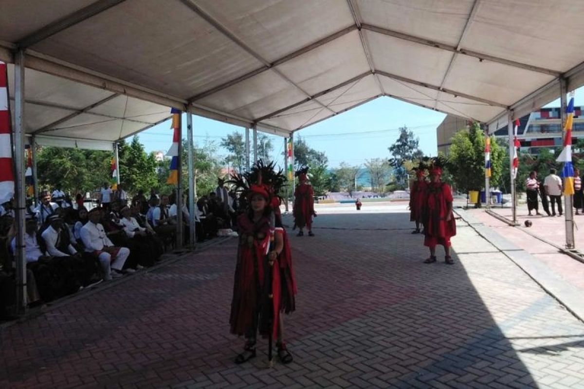 Puluhan paguyuban tampilkan tarian etnis meriahkan HUT RI di Kupang