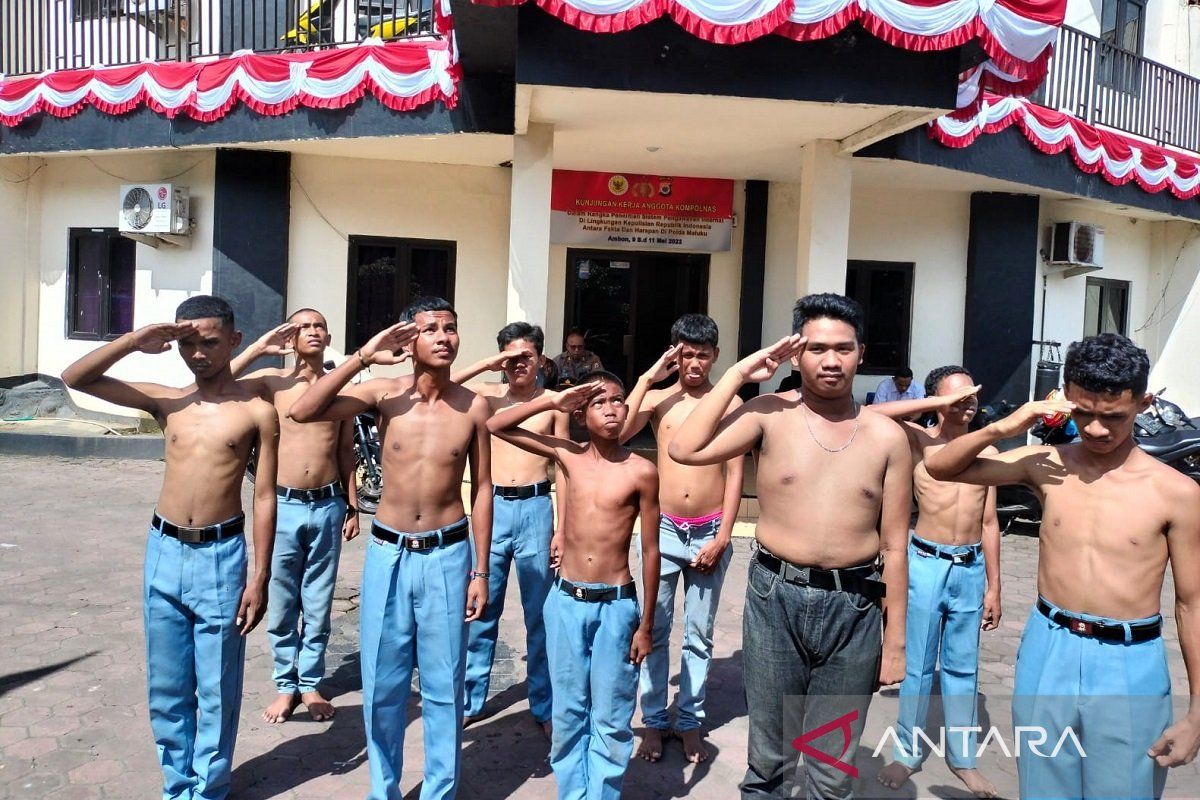 Polisi amankan siswa di Ambon terlibat tawuran di momen HUT RI