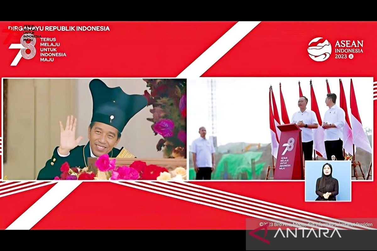 Jokowi tersenyum dengar laporan progres pembangunan IKN di HUT RI