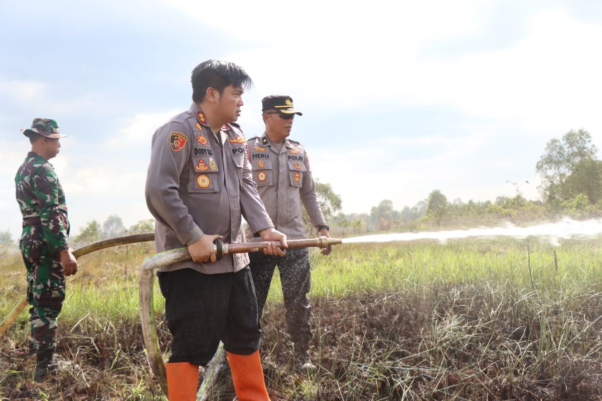 Kapolres Banjarbaru koordinasi bantuan kesehatan bagi warga terdampak karhutla