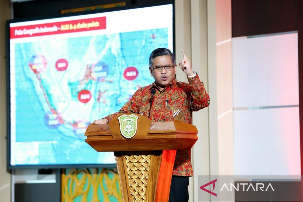 Hasto ingatkan kampus dan mahasiswa di Riau soal potensi Selat Malaka