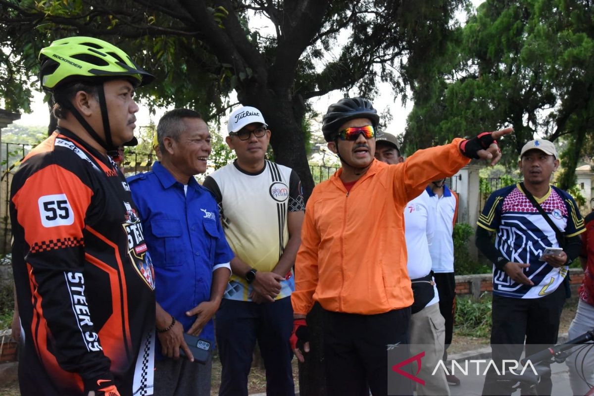 Wali Kota tinjau infrastruktur sepanjang jalan TMII jelang KTT ASEAN
