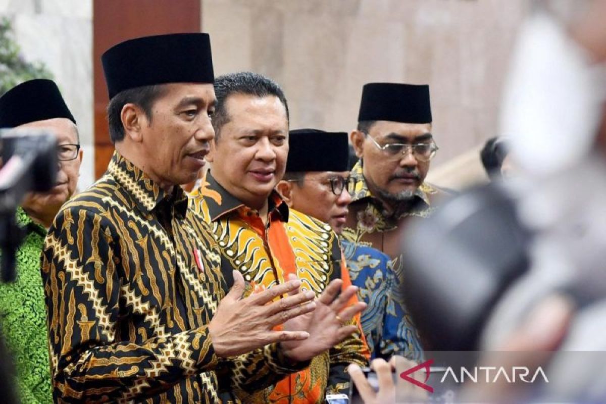 Jokowi tekankan subsidi kendaraan listrik agar Indonesia kompetitif