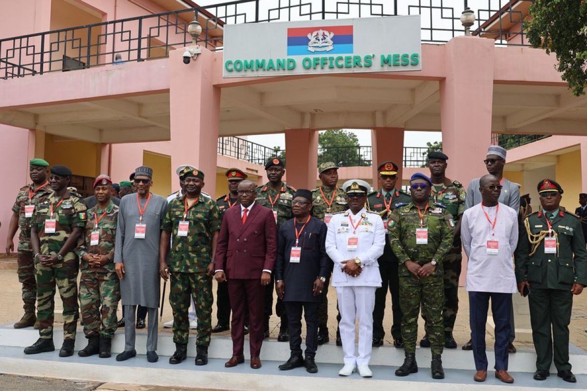 Kepala pertahanan ECOWAS bahas pengerahan pasukan siaga ke Niger