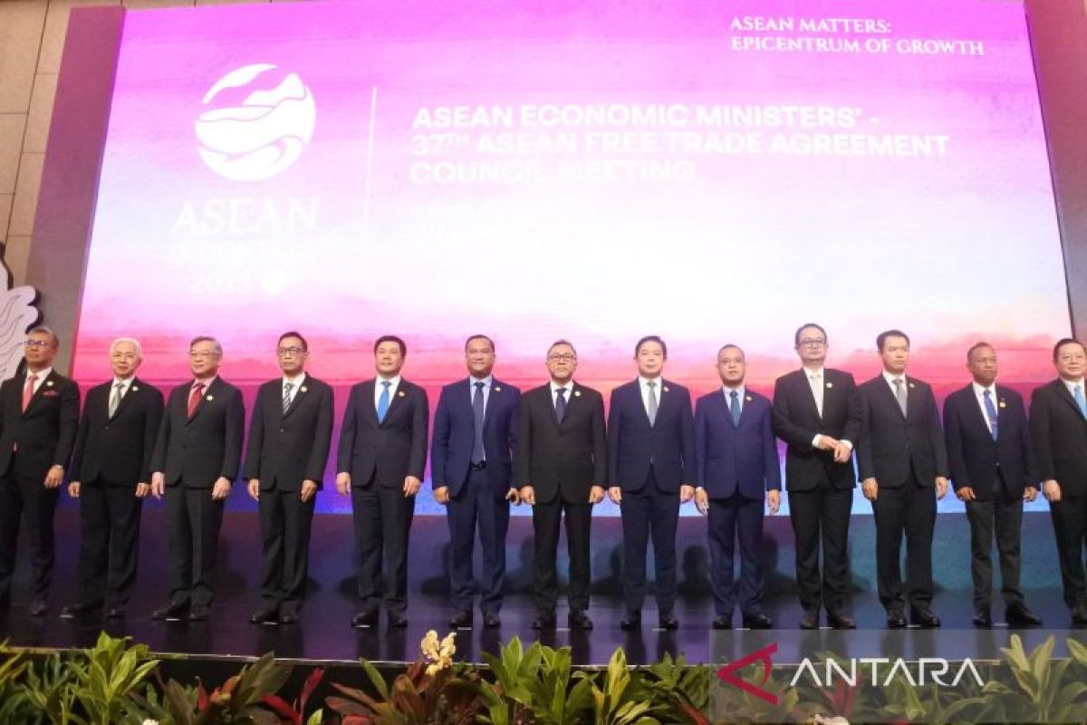 Indonesia calls for ASEAN collaboration to bolster intra-ASEAN trade