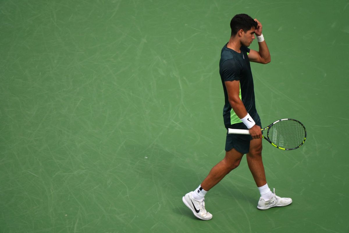 Alcaraz angkat koper dari ATP Buenos Aires