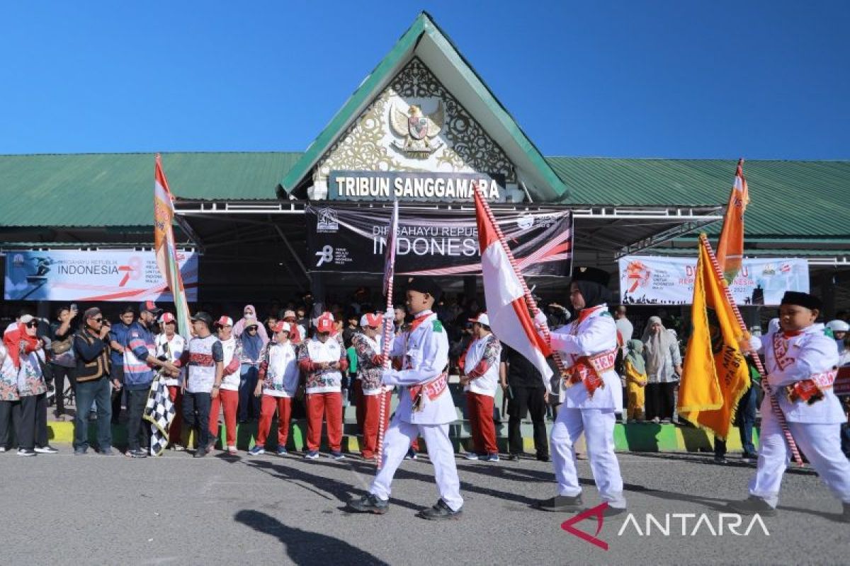 Karnaval kemerdekaan di Banda Aceh meriah, Pj Wali Kota: Tingkatkan persatuan