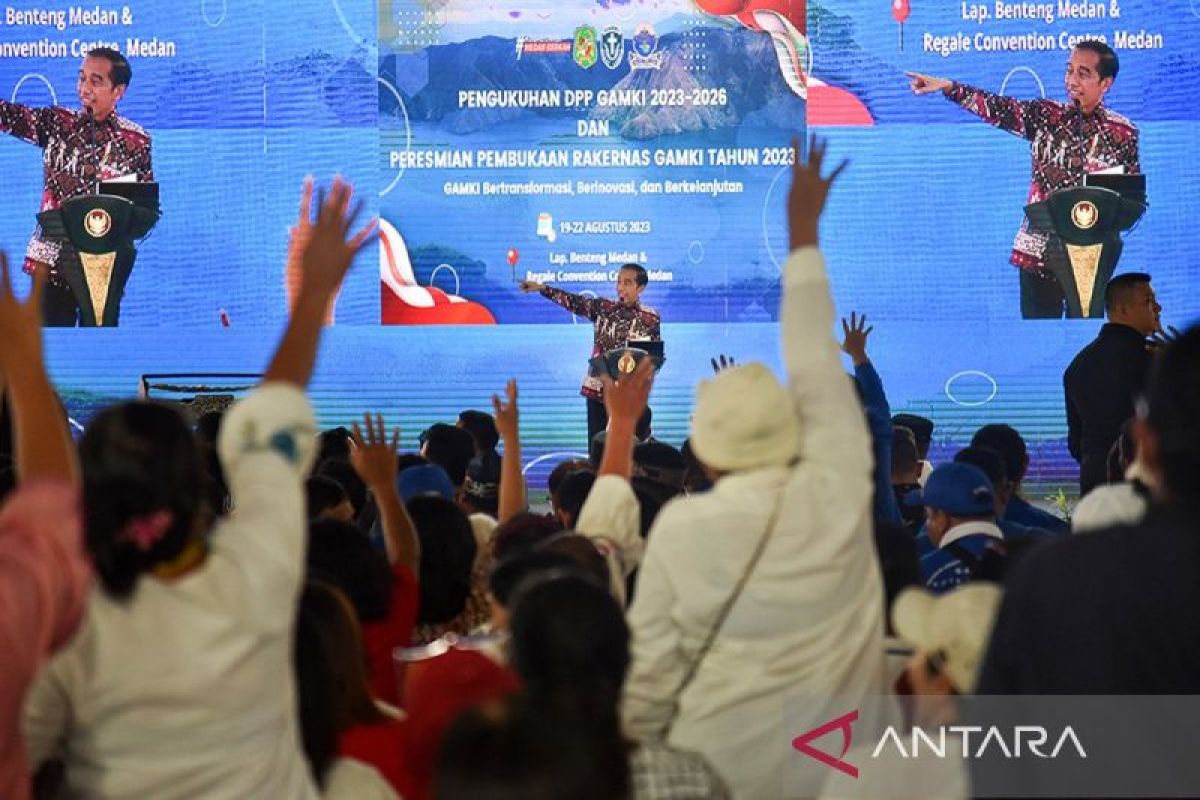Jokowi: Rakyat harus berani ingatkan pemimpin lanjutkan hilirisasi