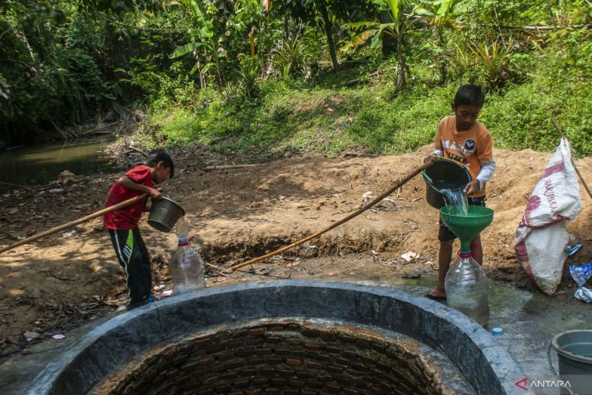 18 kecamatan di Lebak alami krisis air bersih