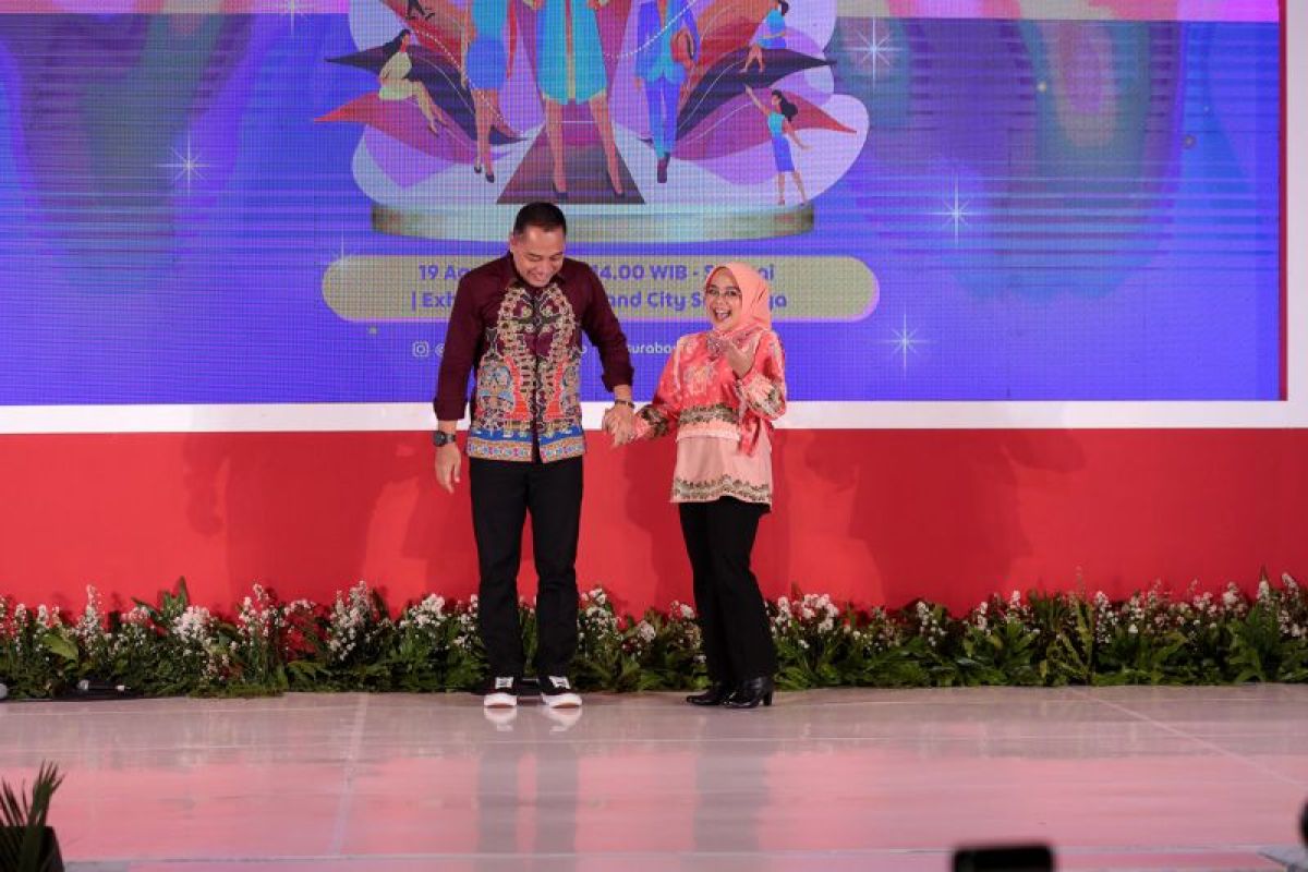 Dekranasda promosikan produk UMKM Surabaya melalui lomba busana