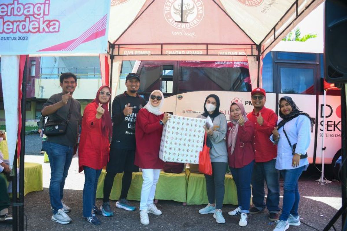 Peringati HUT ke-78 RI, Semen Padang gelar donor darah