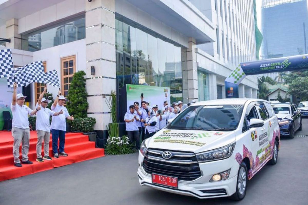 Ministry holds ASEAN Green Transport Rally to support Net Zero target