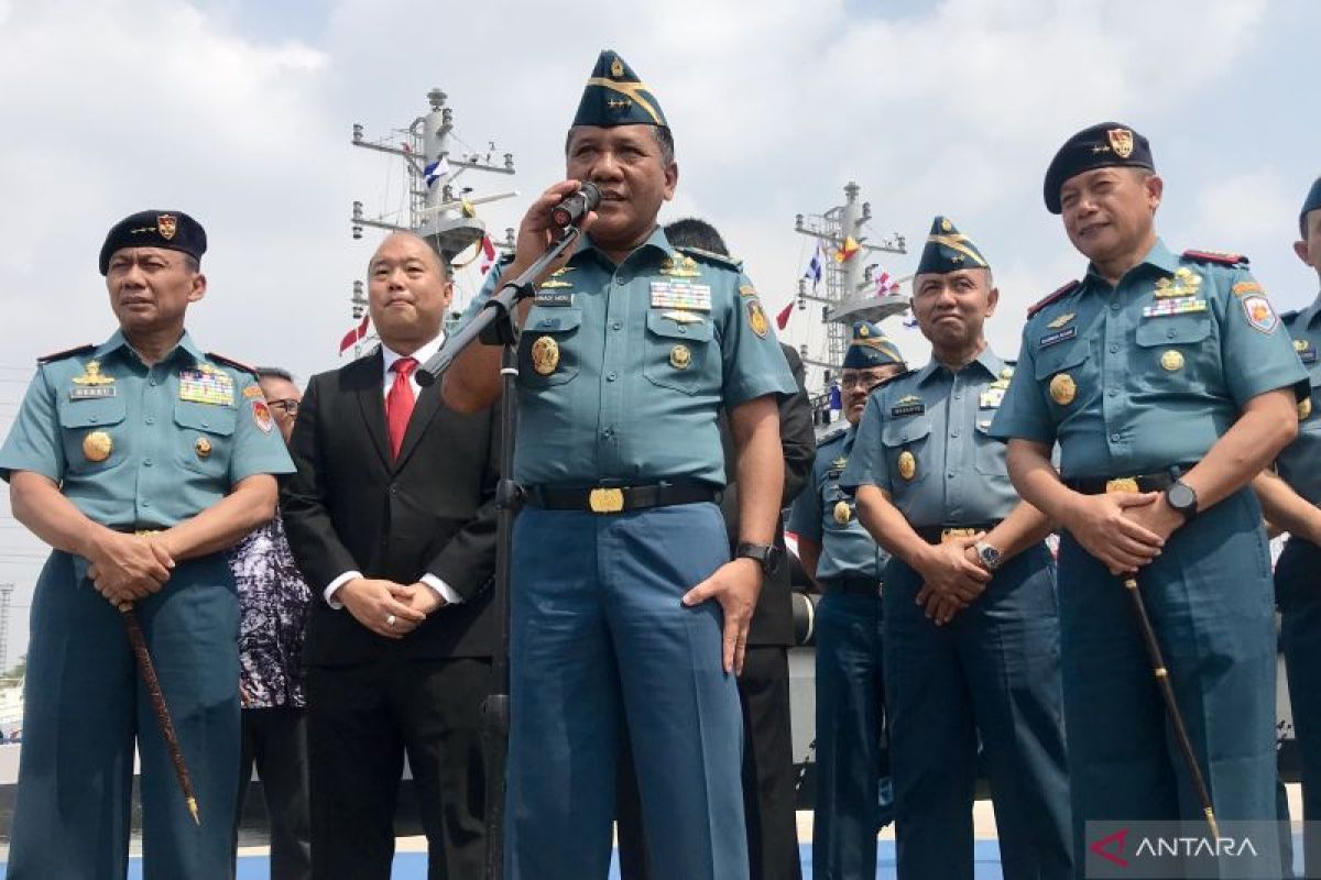 TNI AL berencana menambah 6 tugboat demi perlancar lalu lintas pangkalan