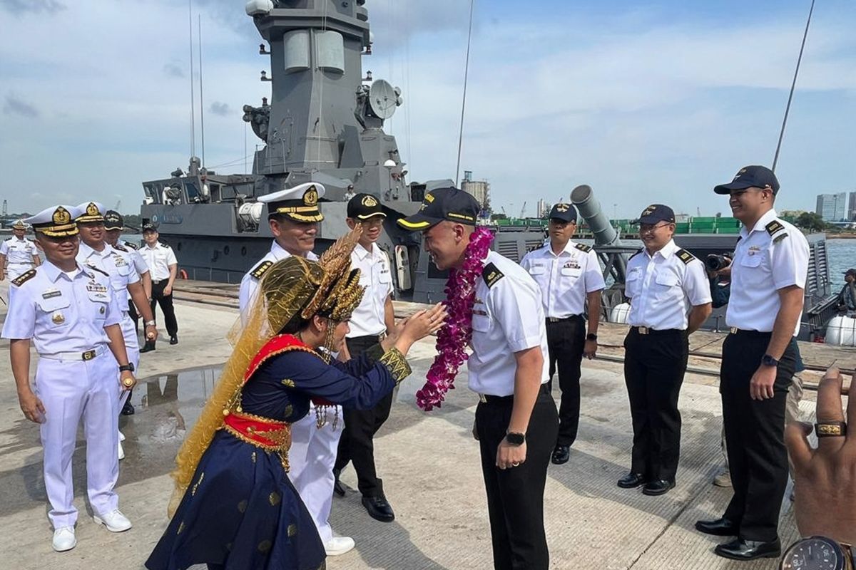 TNI AL sambut kapal perang Singapura jelang latihan bersama militer di Batam