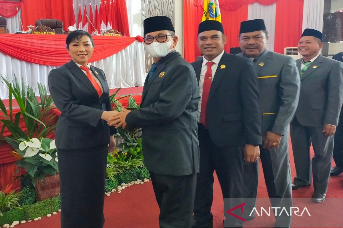 Satu PAW anggota DPRD Kotabaru dilantik