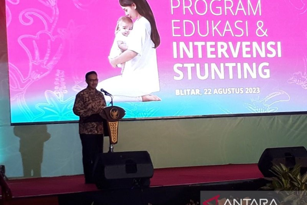 Hasto Wardoyo: BKKBN libatkan bidan  tekan stunting