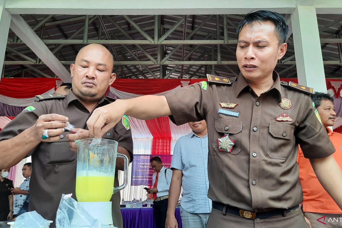 Kejari Tangerang musnahkan barang bukti 78 kasus tindak pidana