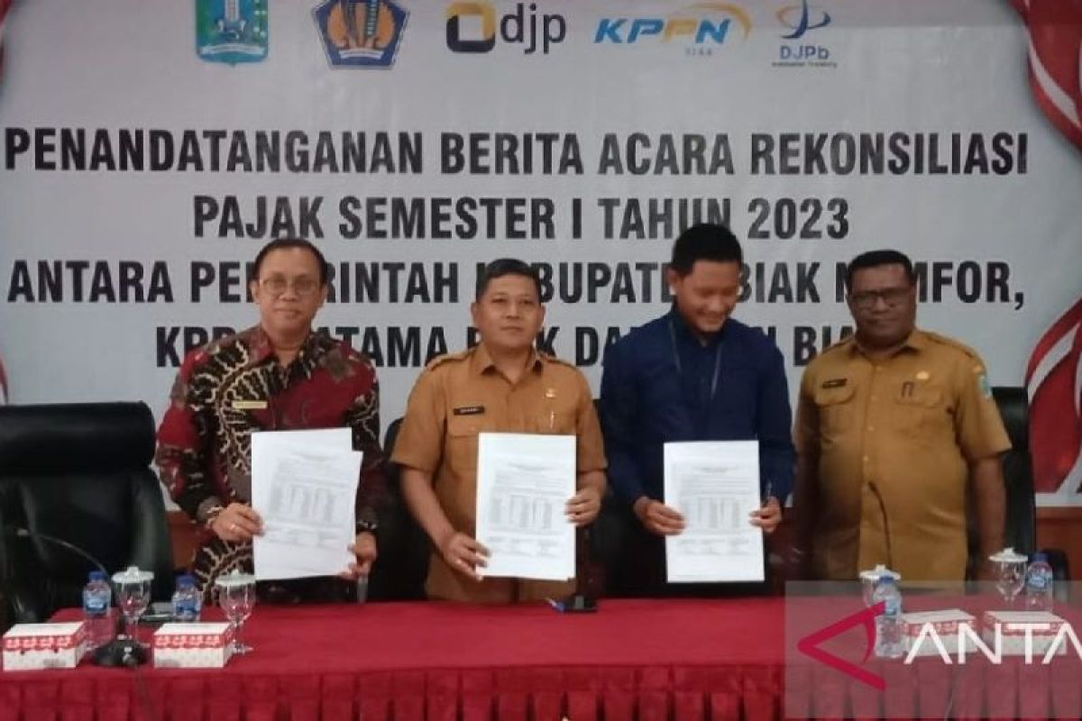 Pemkab Biak bayar pajak semester I-2023 sebesar Rp5 miliar