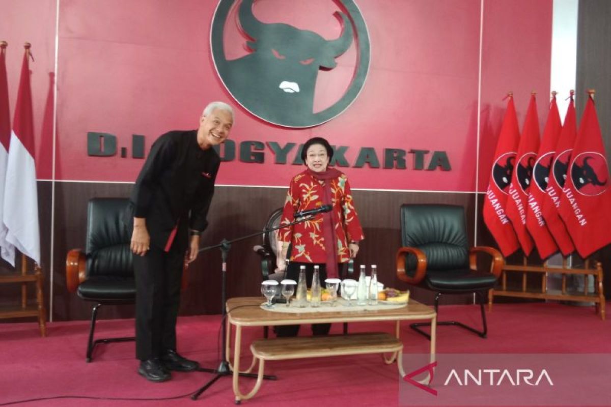 Megawati tegaskan PDI Perjuangan tidak sedang panik