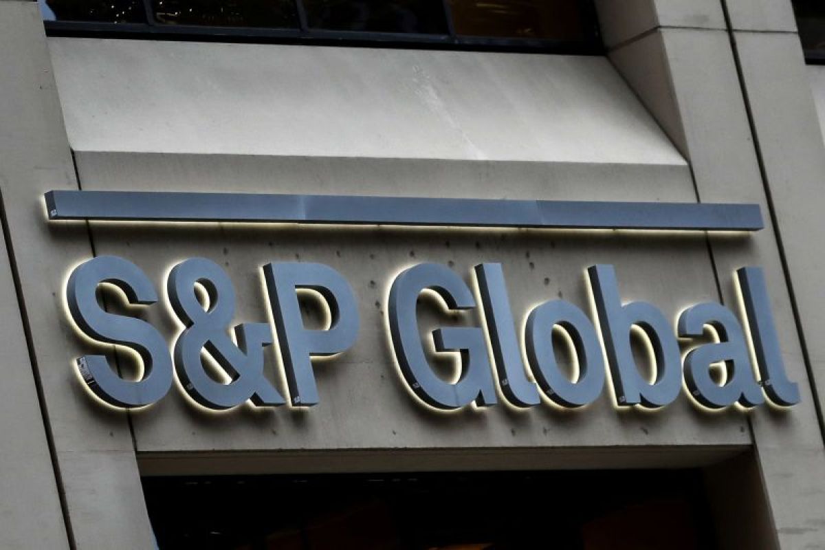 S&P pangkas peringkat beberapa bank AS karena operasional yang sulit