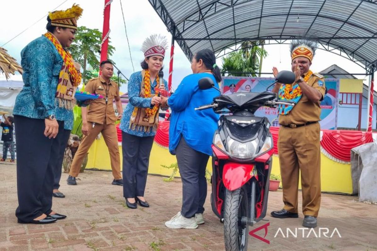 Pemkab Manokwari raih hadiah motor karena prestasi turunkan stunting