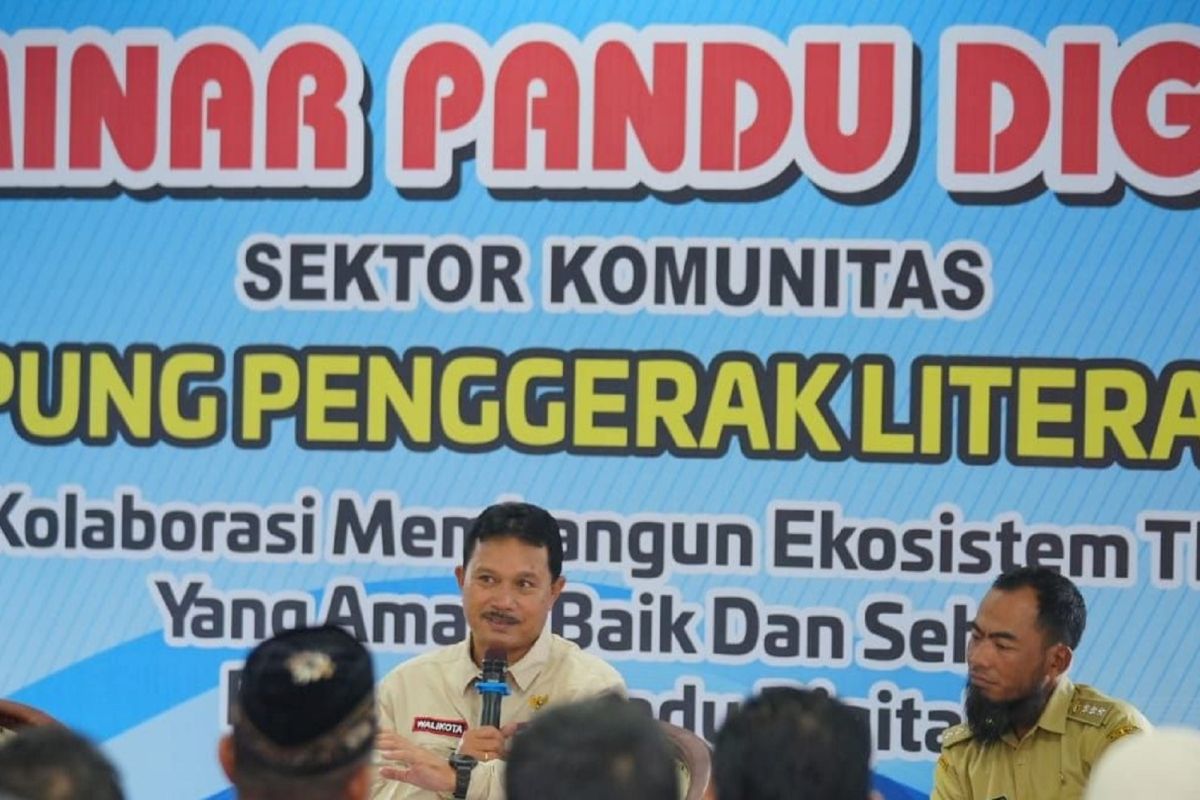 Pemkot Madiun fasilitasi masyarakatnya ilmu tentang literasi digital