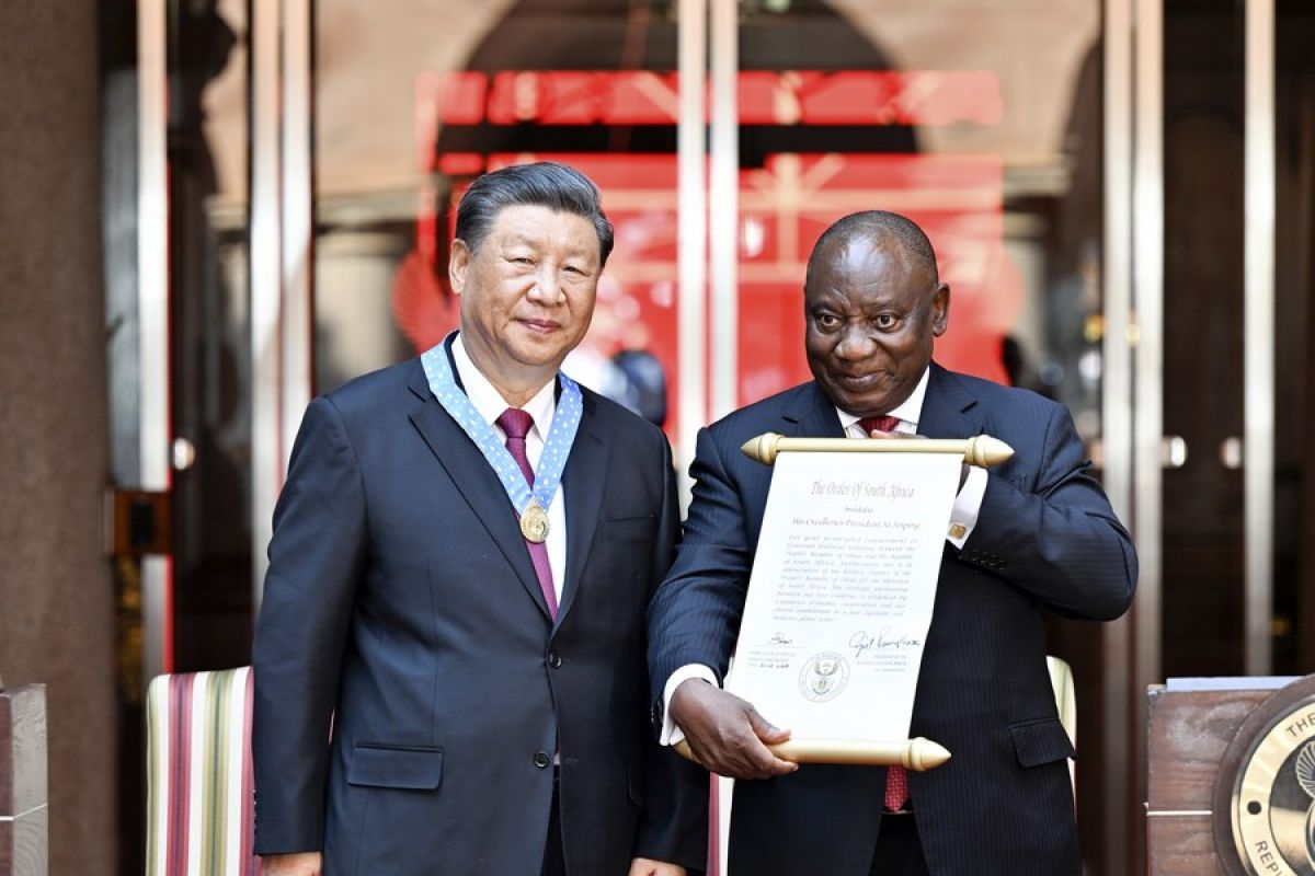 Presiden China dianugerahi Orde Afrika Selatan