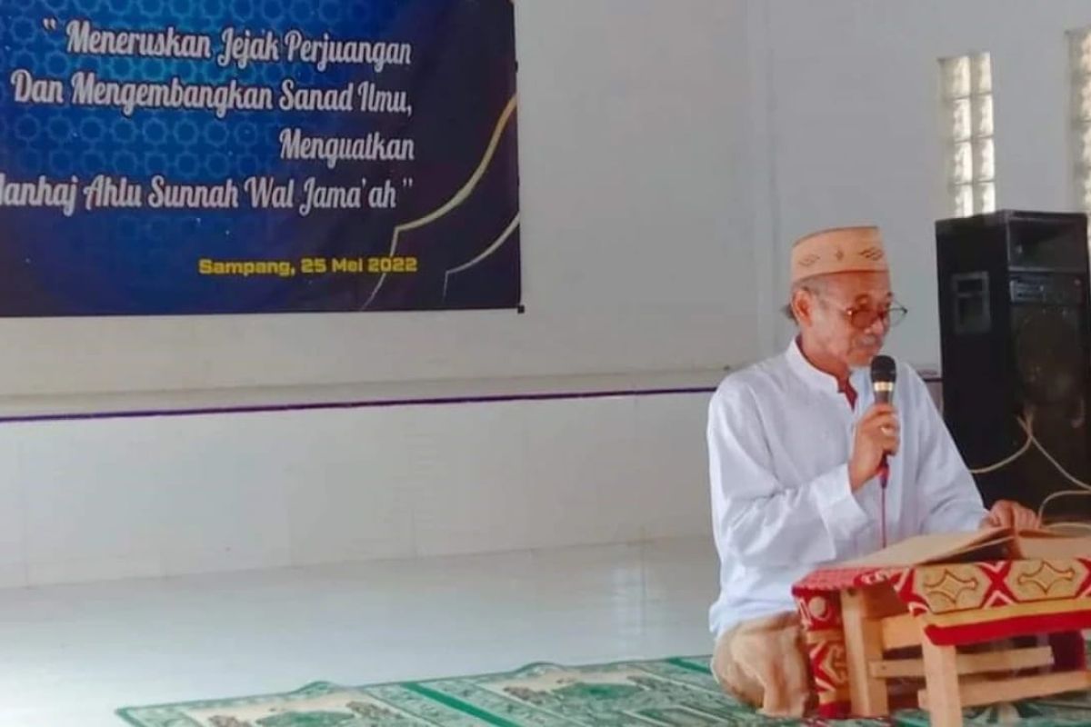 Ulama kharismatik KH Baijuri wafat, warga Banten kehilangan