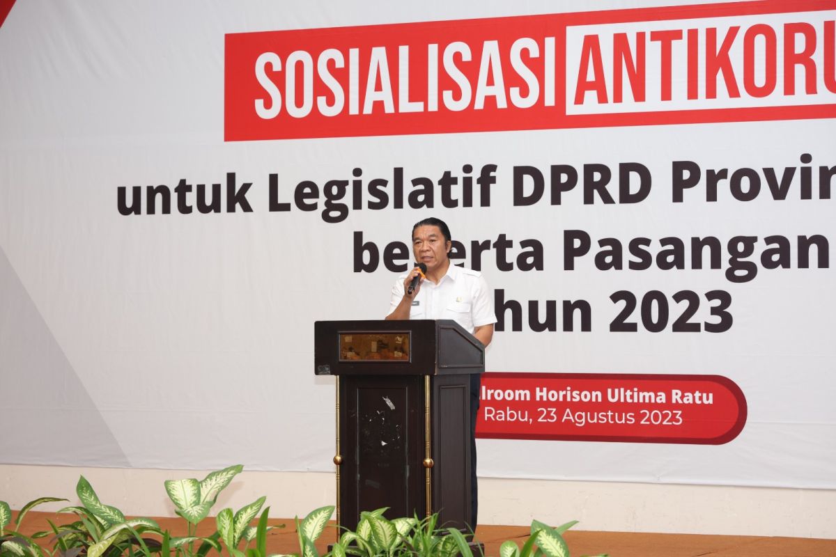Anggota DPRD Banten dan keluarga ikut sosialisasi antikorupsi