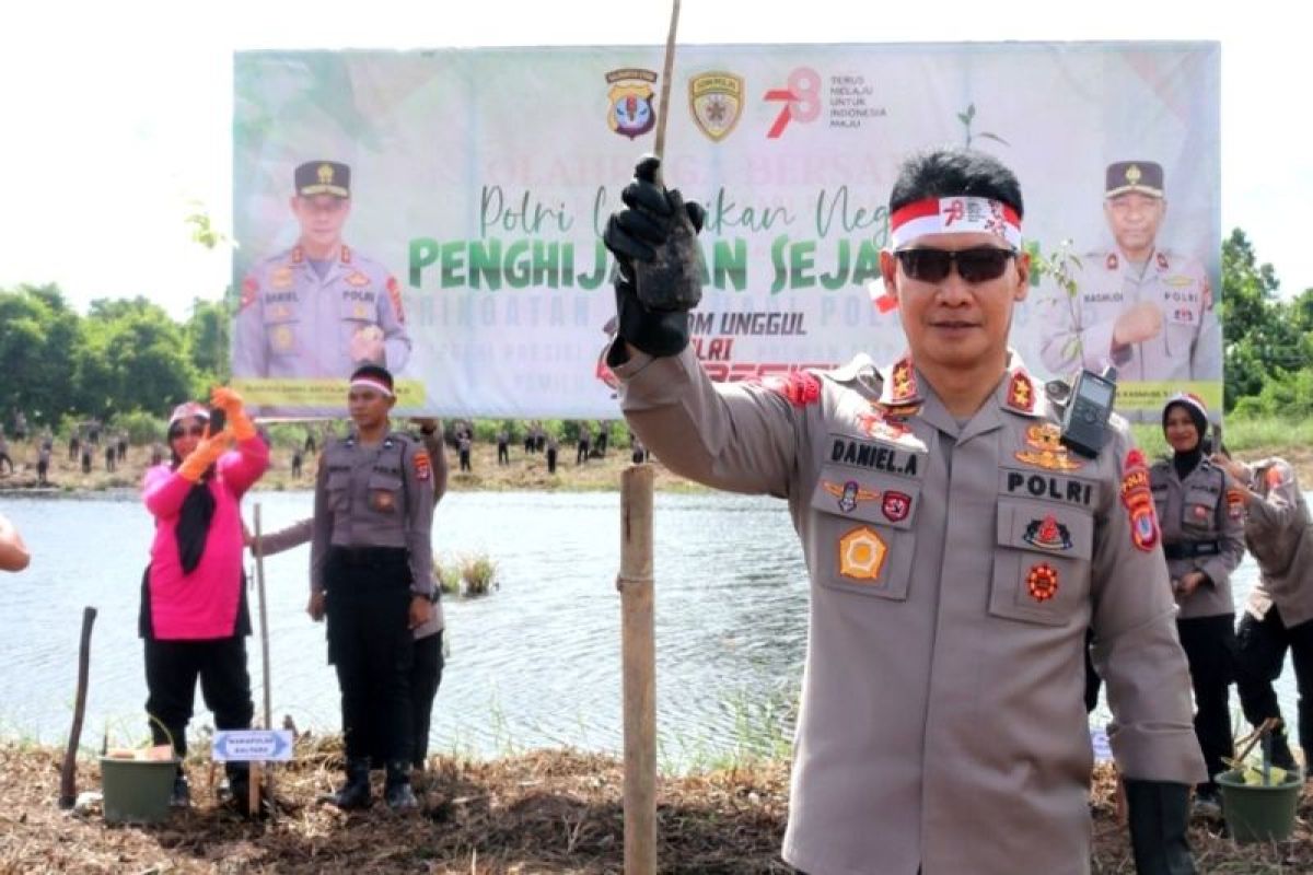 Polri lestarikan penghijauan, Kapolda bersama Forkopimda Kaltara laksanakan penanaman pohon